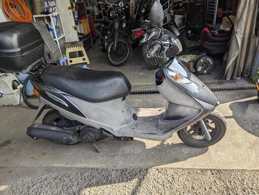 スズキ　アドレスV125 実働車両　2006年　インジェクション　トップケース付き