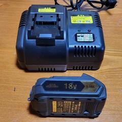 【最終値下げ】ナフコ　　18v共通バッテリー　　充電器