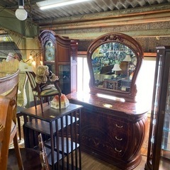 《当店限定》チェストドレッサー　タンス　化粧台　イタリア　鏡　ミラー