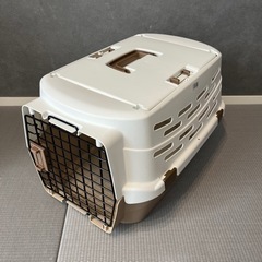 【美品】小型犬・中型犬用 キャリーケージ／クレーター（M）