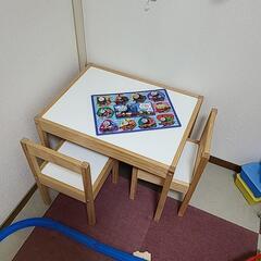 「決定」子供用テーブルと椅子