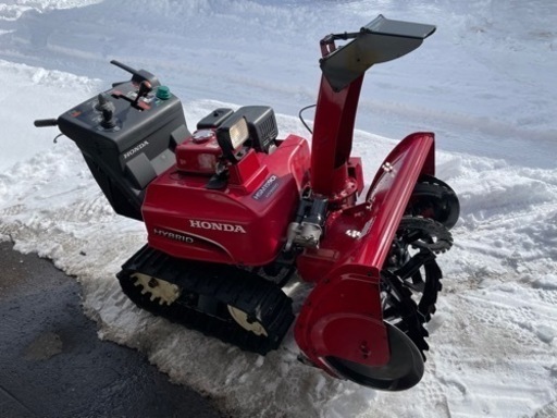 ホンダ 中型ハイブリッド除雪機 HSM1590i 2016年製 整備済み