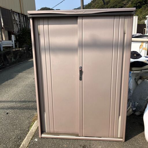 【再出品】タクボ　TAKUBO 物置 スチール製（錆びにくい）