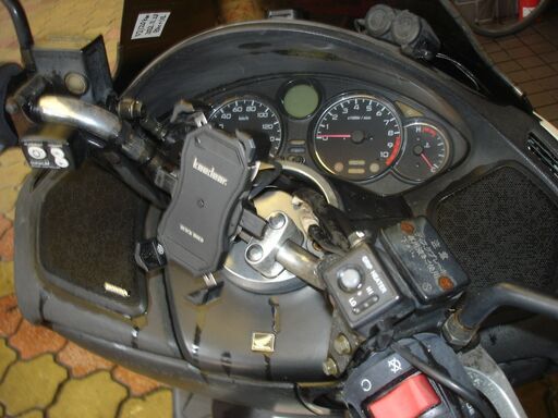 フォルツァ スクーター 250cc ETC 純正ｽﾃﾚｵ ｸﾞﾘｯﾌﾟﾋｰﾀｰ 大阪市発 個人