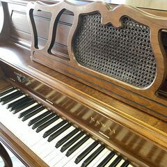 【決算セールで更にお値打ちに！】リフレッシュ済み中古ピアノ　カワイKi65f　オシャレ家具調　カワイ消音付き