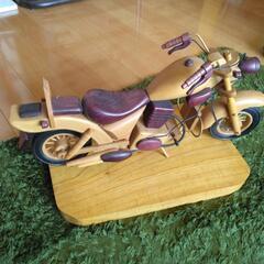 木製バイクの置物