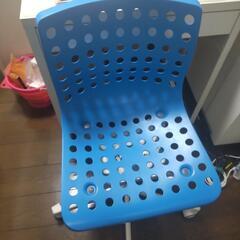 【無料でお譲りします】IKEA椅子(水色)