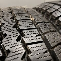 DUNLOP WINTER MAXX SV01 215/70R15 107/105L LT 15インチ スタッドレス 4本 21年製 バリ溝 ハイエース等　(TE277) 