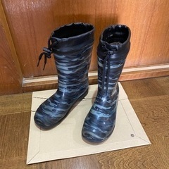 子供用長靴　サイズ22cm