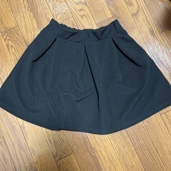 黒のスカート