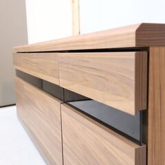 未使用品◇dinos(ディノス)取り扱いのコーナーテレビ台。スイング構造