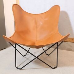 未使用品◆スウェーデンの革衣料メーカー”Cuero(キュエロ・クエロ)”のBKFバタフライチェア マリポサのご紹介です。最高品質のベジタブルタンニンレザーを使用したスタイリッシュなパーソナルチェア♪