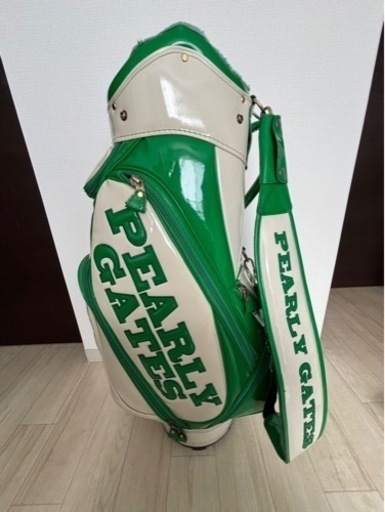 【良品】パーリーゲイツ エナメル　 キャディバッグ ニコちゃん  ユニセックス パーリーゲイツ エナメル 良品】パーリーゲイツ エナメル キャディ