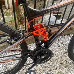 マングースマウンテンバイク