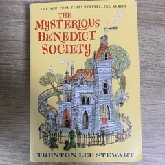 洋書　The mysterious Benedict society