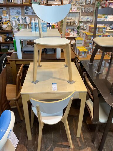 IKEA  ダイニング3Pセット　（エーケダーレン　伸長テーブル　ノールドミーラ　チェア2点