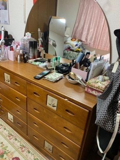 鏡付き‼️衣類収納、4段タンス