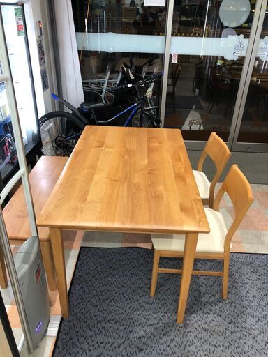 ダイニングセット4人用 木製 ナチュラル W(幅)125×D(奥行き)75×H(高さ)75cm ※クリーニング済み