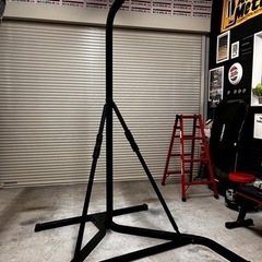（取り引き中）サンドバッグスタンドセット。オマケ付き。