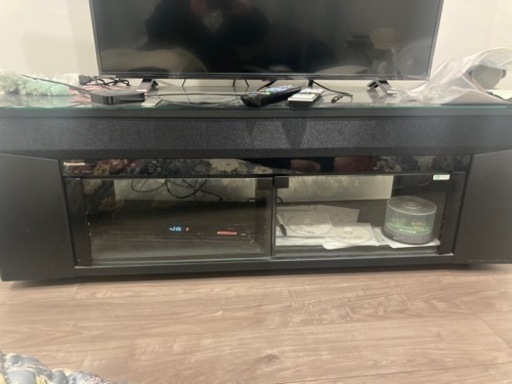 Panasonic サラウンドスピーカー内蔵テレビボードリモコン付中古 (TANOSHii ) 国府の家具の中古あげます・譲ります｜ジモティー で不用品の処分