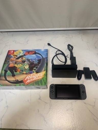 購入者決まりました　任天堂　Switch  付属品付き