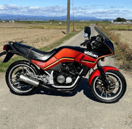 まーさんと成立　gs250 反応ないので更に…今回を持って、ダメなら業者さんにだします、 この価格で買えるのは 最後です交渉中jマル特 2/12値引き 18万円←22万円  250/4気筒 (交渉中)2/6早期売却希望(値段交渉可)スズキ GS250FW SUZUKI