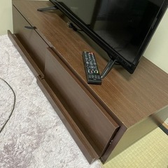 テレビ台譲ります