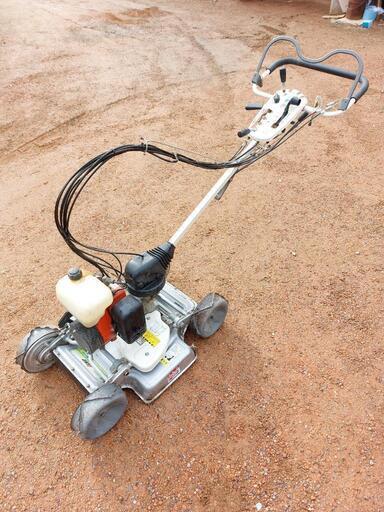 岐阜県高山発☆引取限定☆スパイダーモア 草刈り 農機具 4WD スパイダー spider 農業機械\n\n
