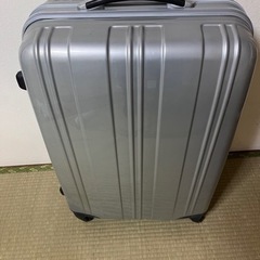 【値下しました】クリーニング済　スーツケース