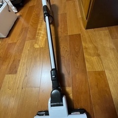 日立　サイクロン掃除機　スティック型