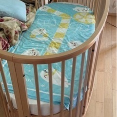 元値段10数万　STOKKE ジュニアベビーベッド