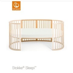 元値段10数万　STOKKE ジュニアベビーベッド