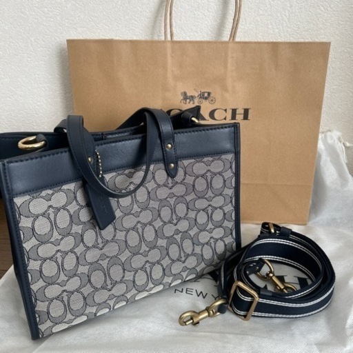 【美品】coach 定価63,000前後