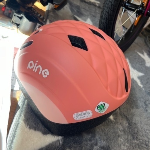 ほぼ未使用品　ストライダー 14x ヘルメット　スタンド ほぼ未使用品 ストライダー 14x ヘルメット スタンド