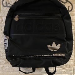 adidas アディダス リュックサック 黒