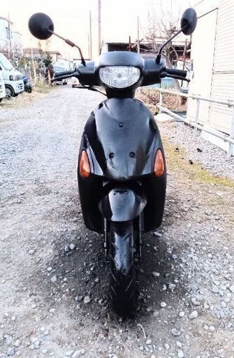 優れたエンジン。  (Suzuki)レッツ 4.エンジンオイルは新品です。 バッテリーは新品です。 シートカバーは新品です。 フロントタイヤはほぼ新品です。 リアタイヤはほぼ新品です。 燃料噴射システム。  ◆安い価格で安心して乗れる良いバイクを提供しています。