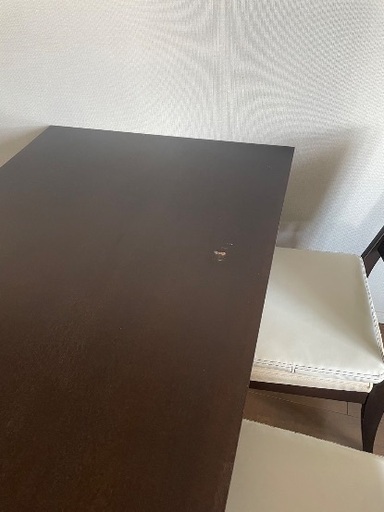 天板、足、少し傷、シミ、色落ちはあります。 KANADEMONO 家具のお手入れの