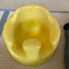 バンボ　BUMBO 幼児用椅子