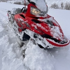 【ネット決済】スノーモービル　Polaris ドラゴン800