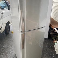 北九州市内配送無料　保証付き　シャープ SHARP SJ-23W-N [冷蔵庫 （228L・右開き） ゴールド系]