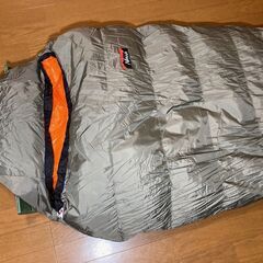 値下げ !　ナンガ ダウンシュラフ オーロラ 450DX UDDオリーブグリーン ほぼ新品・焚き火繭との交換も可（カンダハー/好日山荘/ナチュラム/マイクス/3ten）