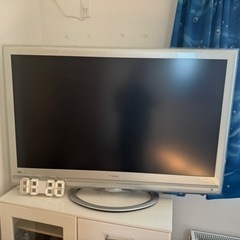 HITACHI 47インチ 液晶モニター テレビ