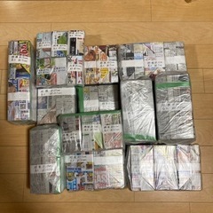 チラシ　新聞紙　ゴミ箱