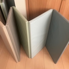 IKEA PLUFSIG ペルフスィッグ  プレイマット  2枚セット