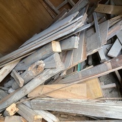 無料！！小屋に保管していた木材処分します。キャンプ　薪ストーブ　お風呂