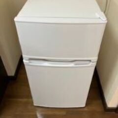 2ドア冷凍冷蔵庫（MAXZEN 85L ホワイト）