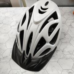 🌈自転車用ヘルメット フリーサイズ 54～61cm