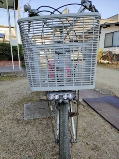 ブリヂストン三輪自転車　電動アシストつき