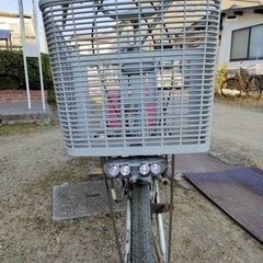 ブリヂストン三輪自転車　電動アシストつき