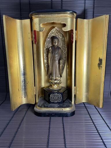 阿弥陀如来立像　木彫り　高さ32cm